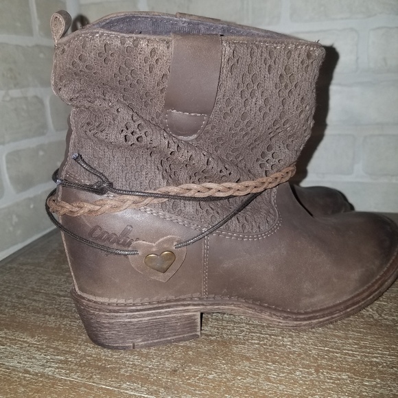 Women's brown leather boots - Picture 2 of 4